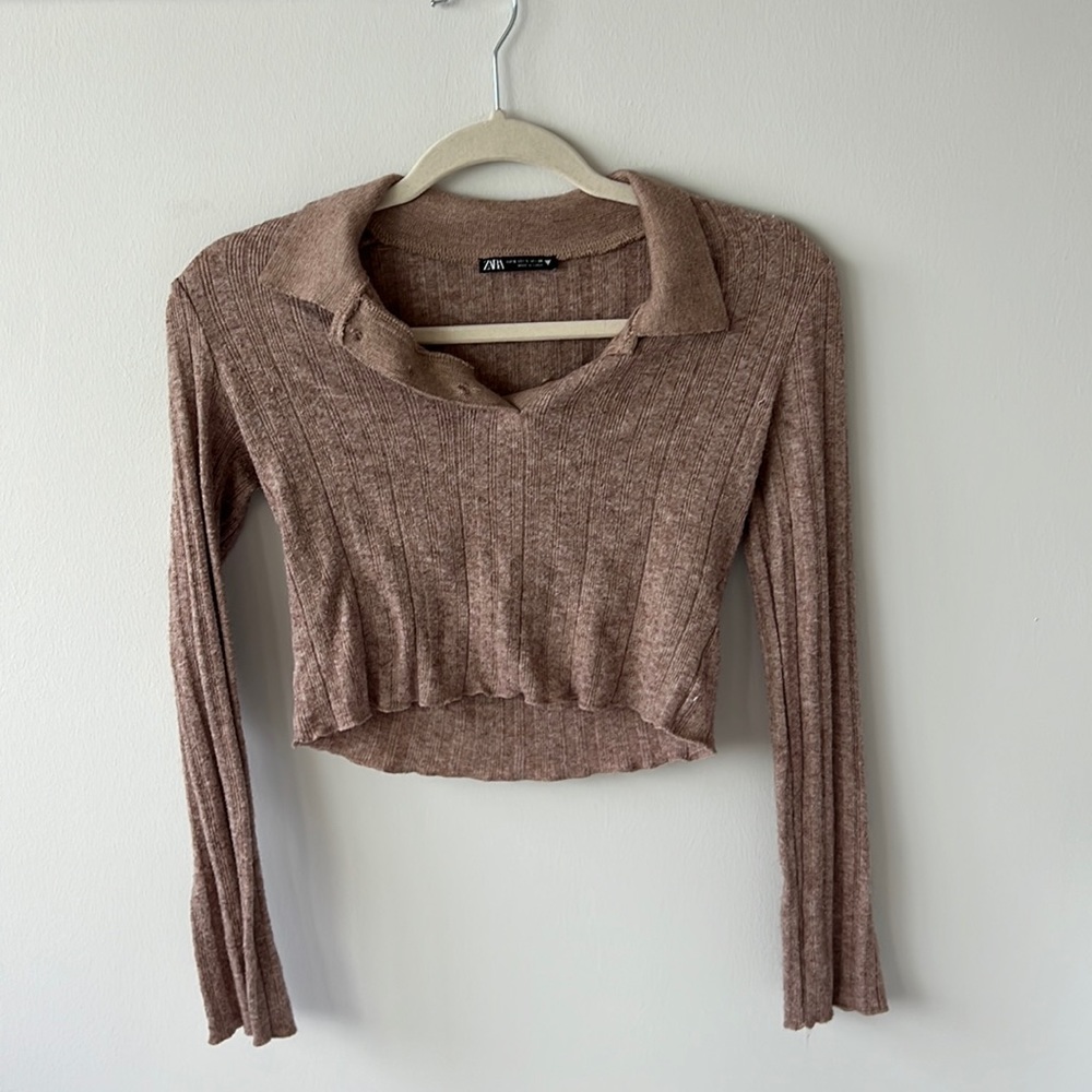 Long sleeve crop top